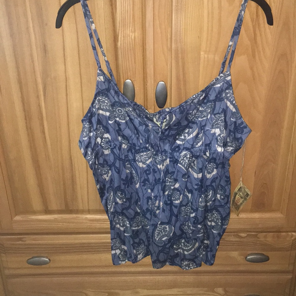 NWT Stamp 10 Blue Island Top 14
